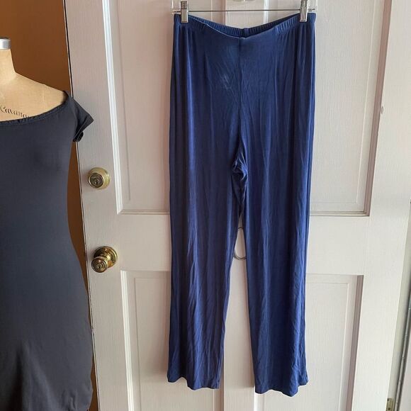 CHICO’S TRAVELERS | dark sky blue non wrinkle straight leg pants 2 - Picture 1 of 5